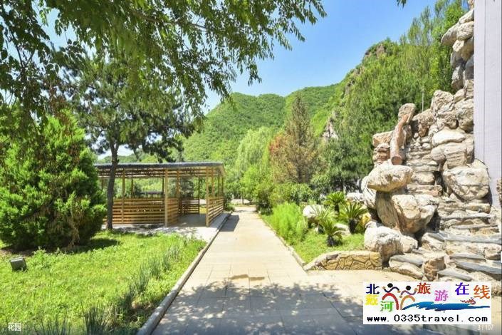 隆化金水湾温泉度假村